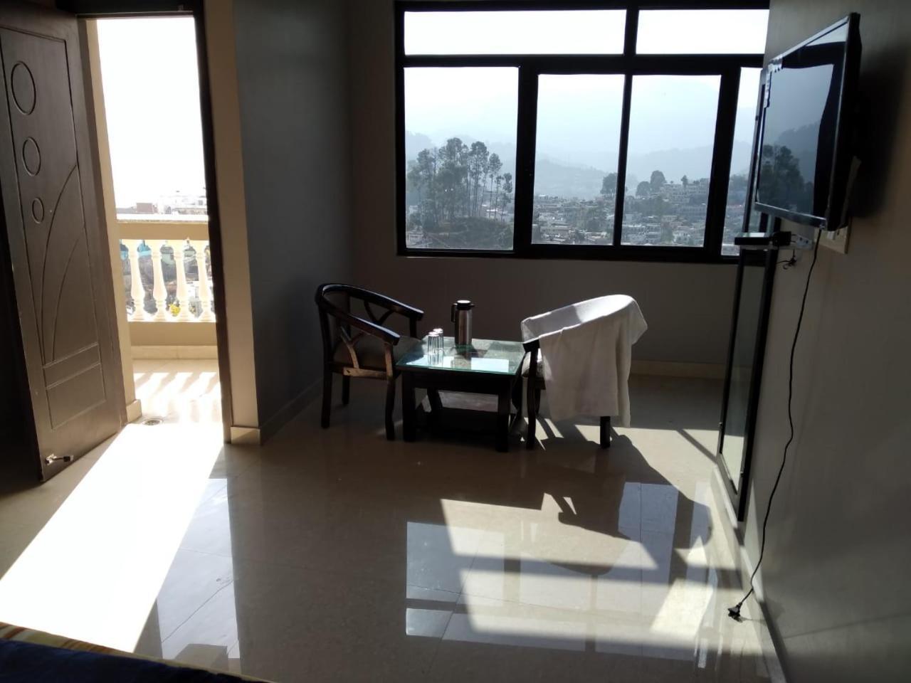 Hotel-78 Pithorāgarh Esterno foto