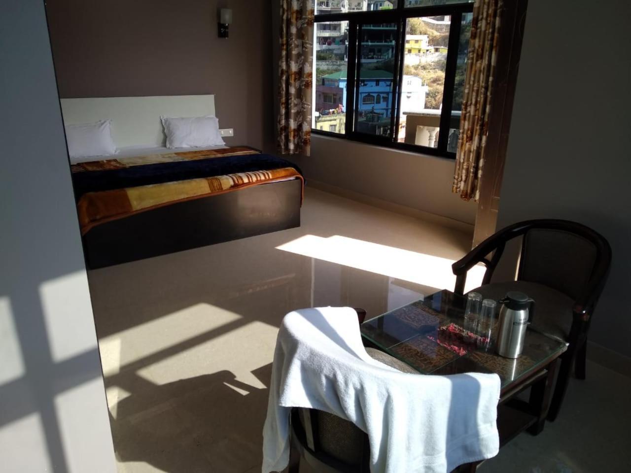 Hotel-78 Pithorāgarh Esterno foto