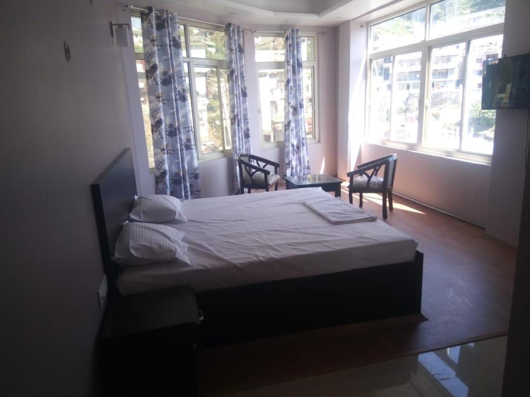 Hotel-78 Pithorāgarh Esterno foto